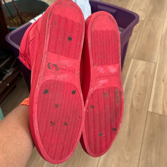 Lightly worn Balenciagas - Picture 6 of 6